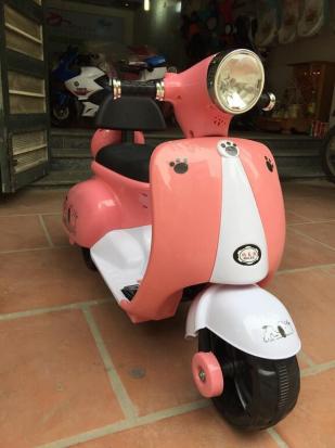 Xe máy điện Vespa cho bé gái sang chảnh giá rẻ