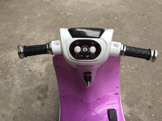 Xe máy điện cho bé gái Vespa LWD-2017 màu tím đẹp