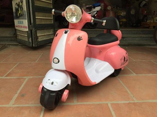 Xe máy điện Vespa cho bé gái sang chảnh giá rẻ