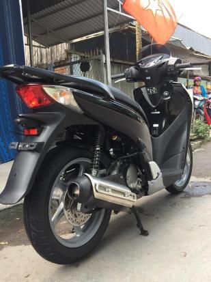 Bán xe Honda SH150 màu đen đời 2013 tuyệt đẹp, xe mới