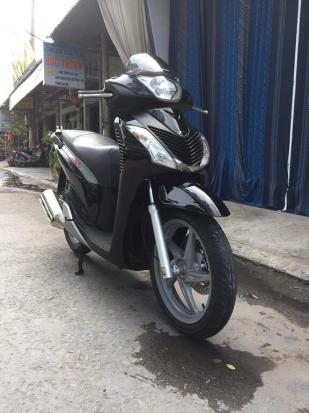 Bán xe Honda SH150 màu đen đời 2013 tuyệt đẹp, xe mới