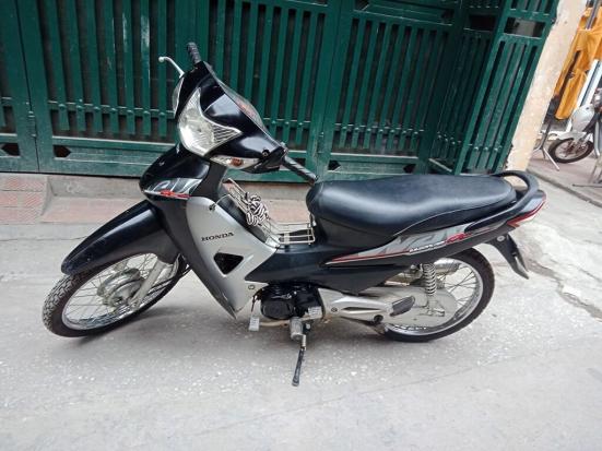 Thanh lý xe cửa hàng, tất cả là dòng honda, bảo hành 6 tháng.