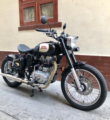 Xe Royal Enfield 500fi phong cách Bobber