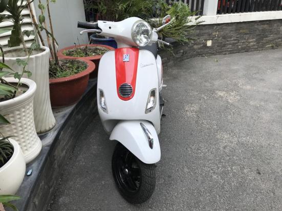 Piaggio Vespa LX 125 màu trắng chính chủ 1 đời 16 triệu