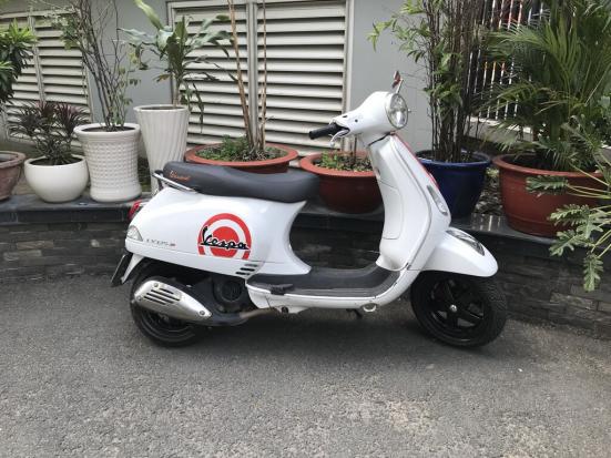 Piaggio Vespa LX 125 màu trắng chính chủ 1 đời 16 triệu