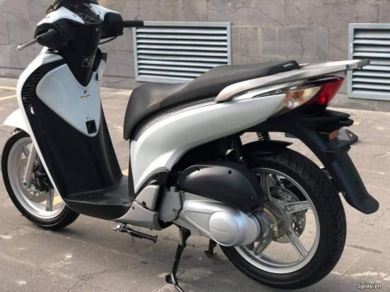 Cần bán honda Sh150i màu trắng hàng nhập khẩu Ý chuẩn mới bao giấy tờ