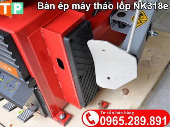 Máy ra vào lốp xe NK318E