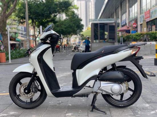 Cần thanh lý honda Sh150i xe 2012 giá 45 triệu bao gồm hồ sơ chính chủ