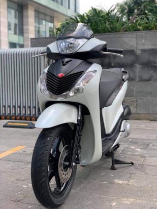 Cần thanh lý honda Sh150i xe 2012 giá 45 triệu bao gồm hồ sơ chính chủ