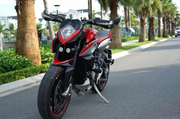 Em cần bán hoặc giao lưu MV agusta rivale 2016 hqcn