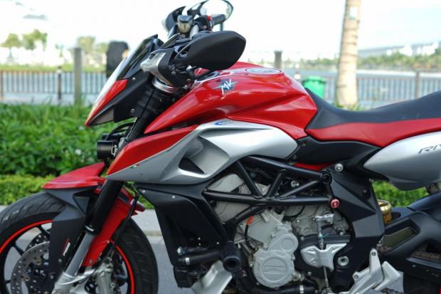 Em cần bán hoặc giao lưu MV agusta rivale 2016 hqcn