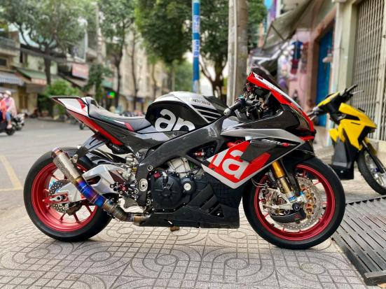 Bán Aprilia RSV4 RF Bản Limited 467/500