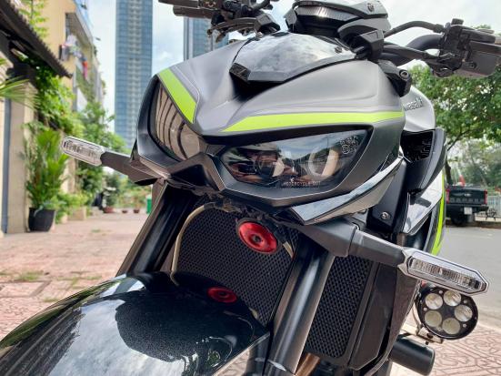 Bán Kawasaki Z1000R đời 2018 zin all Odo 11000km