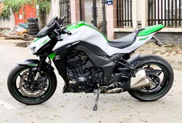 Bán Kawazaki Z1000 trắng camay ABS 2016