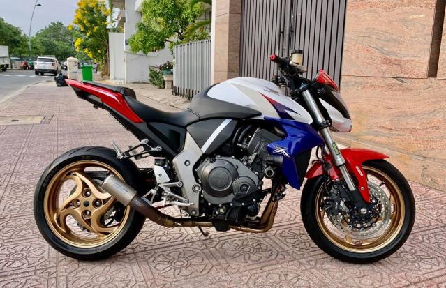 Bán CB1000R HRC 2011 có ABS. Odo thật 37000km