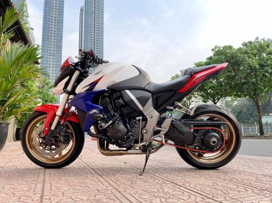 Bán CB1000R HRC 2011 có ABS. Odo thật 37000km