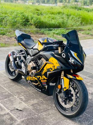 Cần bán cbr650r 2021 xe thùng ODO 3k biển hn