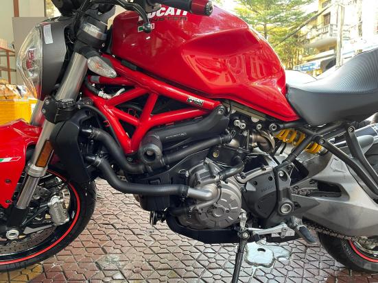 Cần bán Ducati Monster 821