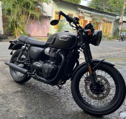 Bán xe Triumph Bonneville T100, Đời 2021, ODO chỉ 175km, mới 99,99%