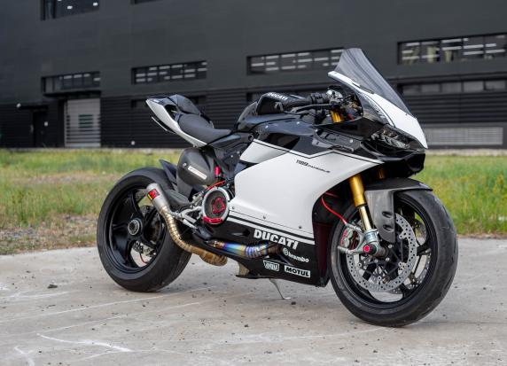 DUCATI PANIGALE 1199S FULL OPTION