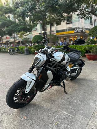 DUCATi Xdiavel S 1260cc ABS bản S full còn gắn thêm nhiều đồ chơi sịn 