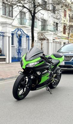 Bán Kawasaki_Ninja300_2017_biển_Thái_Bình dán keo cả xe nên còn mới cứ